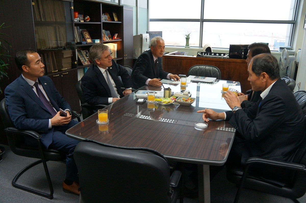 [단신] 주한 네덜란드 대사, 부산항만공사 방문