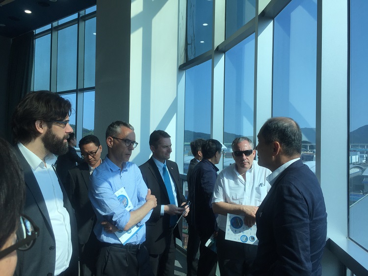 주한유럽상공회의소 소속 유럽기업 대표 및 관계자 부산항 신항 배후단지 방문