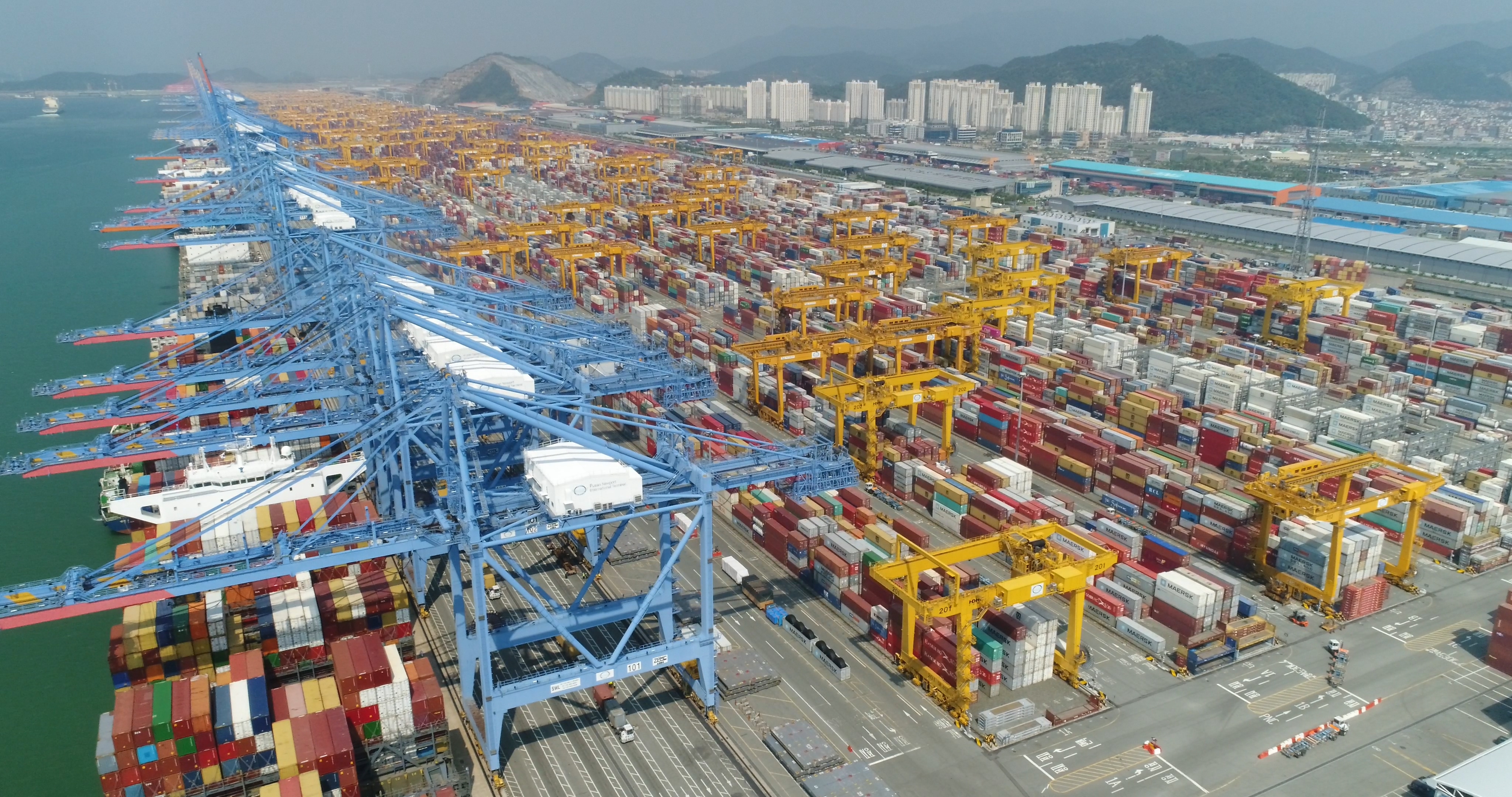 부산항만공사, 15년간 경영성과 및 향후 과제