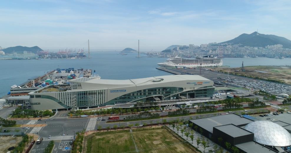 부산항 국제여객터미널 부산-대마도 여객 항로 3년 만에 재개