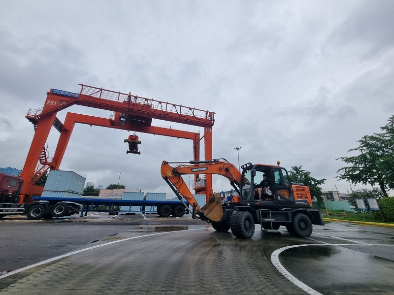 부산항만공사, 소외계층 청년 대상 항만직업 연수 프로그램 운영