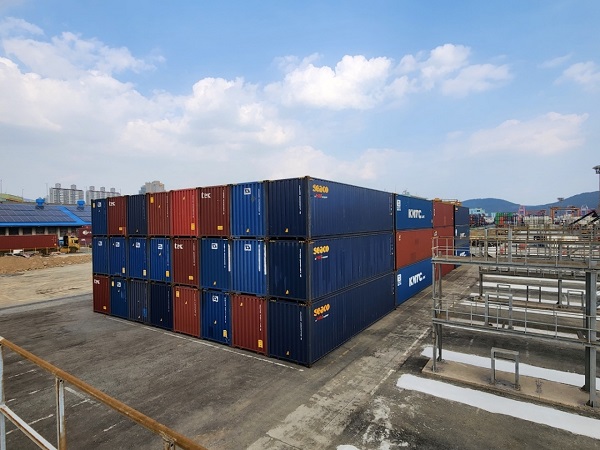 허치슨, 부산항 감만부두 1번 선석으로 공컨테이너 이전 시작