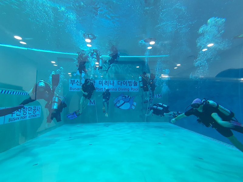 부산항만공사-해양소년단, 척수장애인 대상 스쿠버다이빙 체험행사 개최