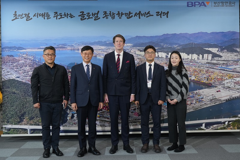 북극경제이사회 사무총장, 부산항만공사 내방