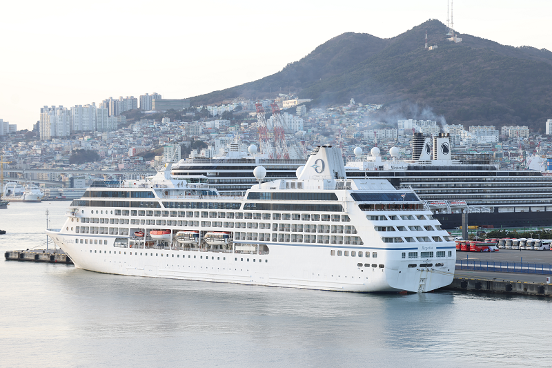 “밤에도 열린 부산항”, 1박 2일 오버나잇(Overnight) 크루즈 관광의 둥지로 거듭난다.